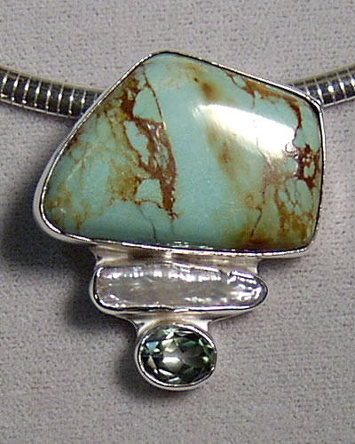 enlarged pendant image